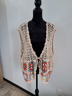 Cato Women’s 26/28 Crochet Knit Vest Beige Colorful Granny Square Boho Hippie